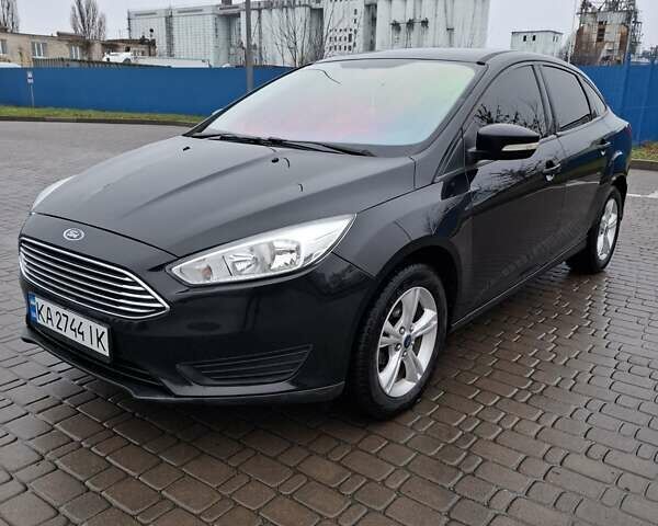 Чорний Форд Фокус, об'ємом двигуна 2 л та пробігом 178 тис. км за 7300 $, фото 1 на Automoto.ua