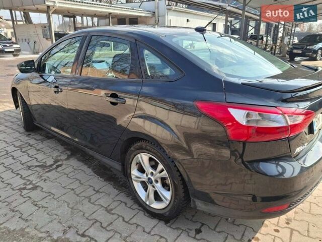 Черный Форд Фокус, объемом двигателя 2 л и пробегом 228 тыс. км за 6200 $, фото 1 на Automoto.ua