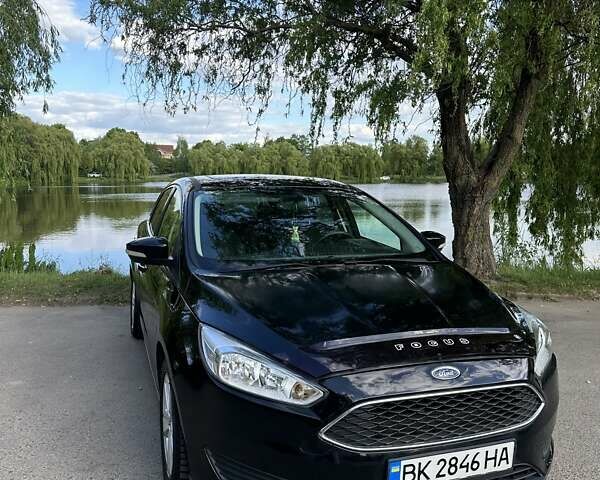 Черный Форд Фокус, объемом двигателя 2 л и пробегом 169 тыс. км за 8900 $, фото 1 на Automoto.ua