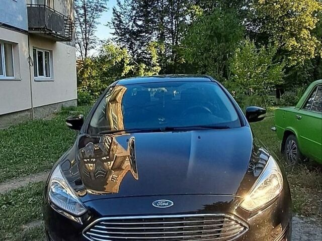 Чорний Форд Фокус, об'ємом двигуна 2 л та пробігом 191 тис. км за 7999 $, фото 1 на Automoto.ua