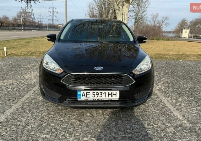 Черный Форд Фокус, объемом двигателя 2 л и пробегом 177 тыс. км за 8800 $, фото 1 на Automoto.ua
