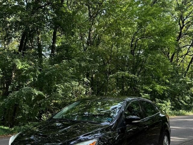 Чорний Форд Фокус, об'ємом двигуна 2 л та пробігом 138 тис. км за 7800 $, фото 1 на Automoto.ua