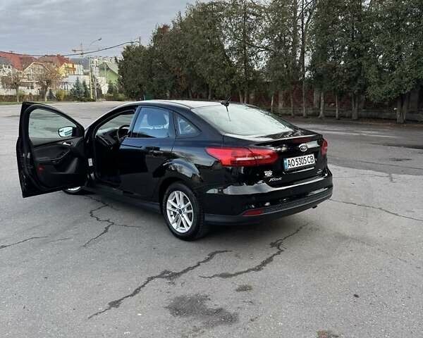 Черный Форд Фокус, объемом двигателя 2 л и пробегом 165 тыс. км за 7800 $, фото 1 на Automoto.ua