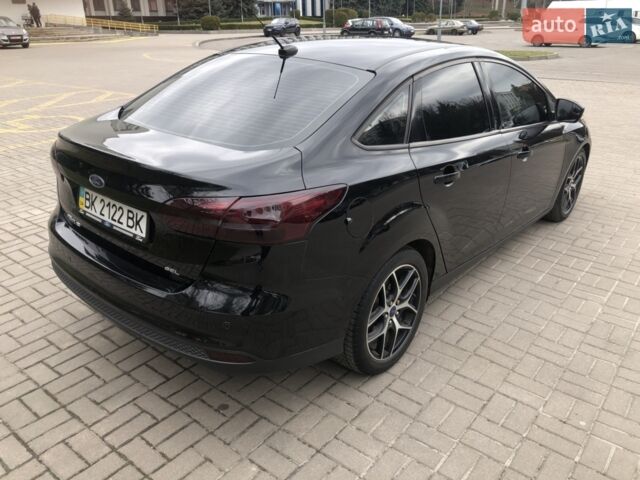 Чорний Форд Фокус, об'ємом двигуна 2 л та пробігом 204 тис. км за 8400 $, фото 1 на Automoto.ua