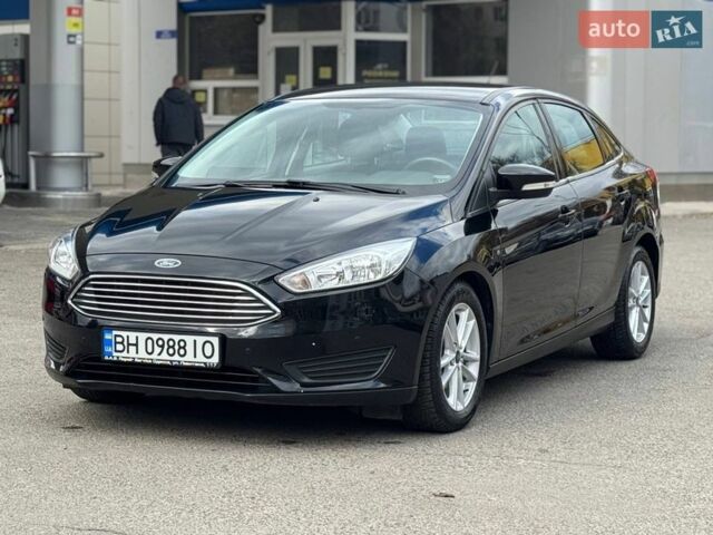 Чорний Форд Фокус, об'ємом двигуна 2 л та пробігом 33 тис. км за 8777 $, фото 1 на Automoto.ua