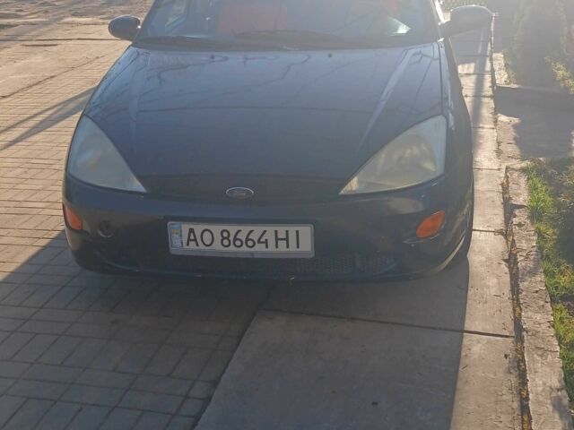 Черный Форд Фокус, объемом двигателя 1.8 л и пробегом 400 тыс. км за 2000 $, фото 1 на Automoto.ua