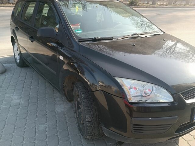 Чорний Форд Фокус, об'ємом двигуна 1.6 л та пробігом 292 тис. км за 4000 $, фото 1 на Automoto.ua