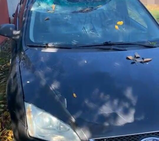 Форд Фокус 2005 у Лозовой на Automoto.ua Чорний Форд Фокус, об'ємом двигуна 1.6 л та пробігом 300 тис. км за 1700 $, фото 1 на Automoto.ua