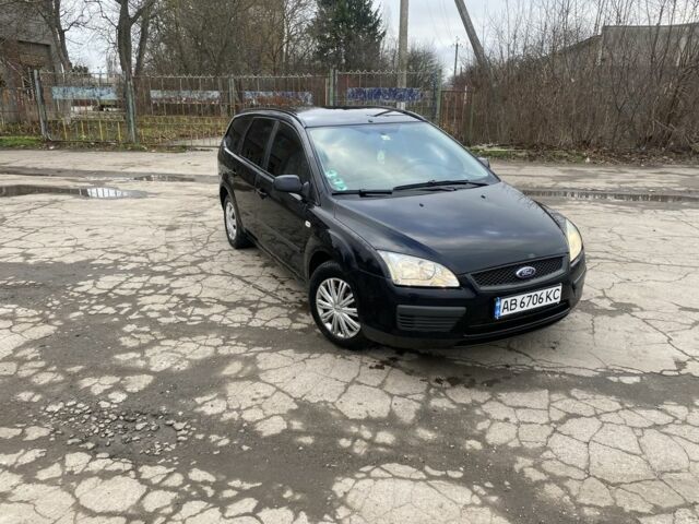 Черный Форд Фокус, объемом двигателя 1.6 л и пробегом 260 тыс. км за 4200 $, фото 1 на Automoto.ua