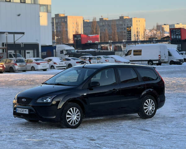 Черный Форд Фокус, объемом двигателя 2 л и пробегом 252 тыс. км за 5100 $, фото 1 на Automoto.ua