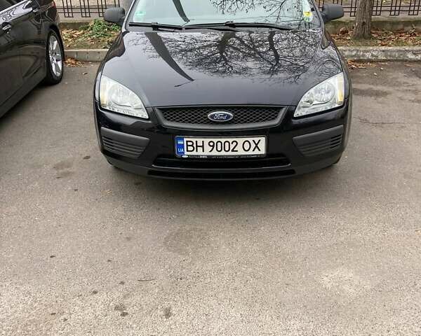 Черный Форд Фокус, объемом двигателя 1.6 л и пробегом 173 тыс. км за 4700 $, фото 1 на Automoto.ua