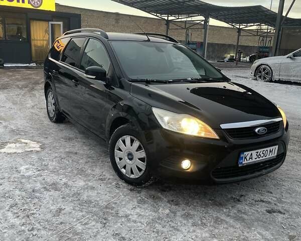 Черный Форд Фокус, объемом двигателя 1.6 л и пробегом 280 тыс. км за 4800 $, фото 1 на Automoto.ua