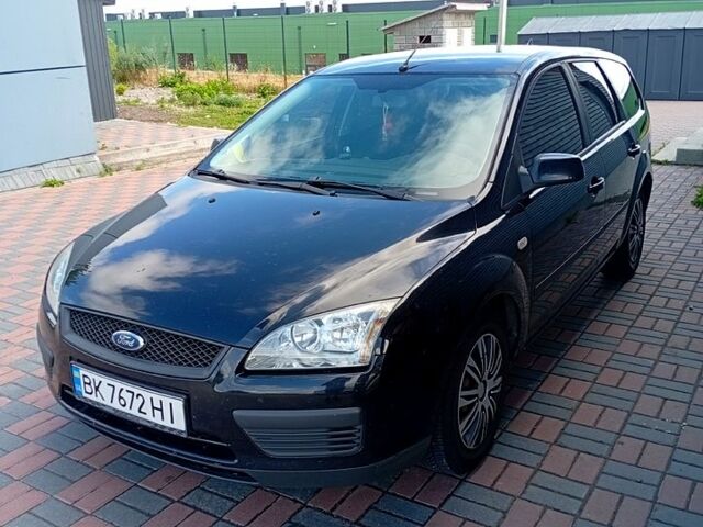 Черный Форд Фокус, объемом двигателя 1.6 л и пробегом 270 тыс. км за 4600 $, фото 1 на Automoto.ua