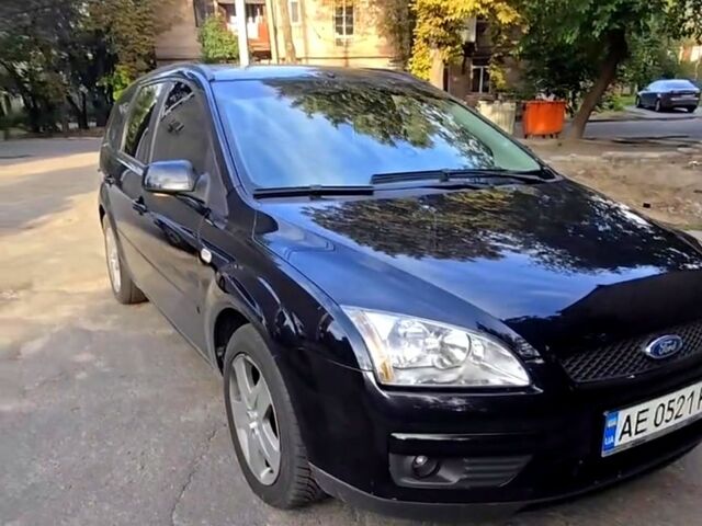 Черный Форд Фокус, объемом двигателя 1.6 л и пробегом 310 тыс. км за 4500 $, фото 1 на Automoto.ua