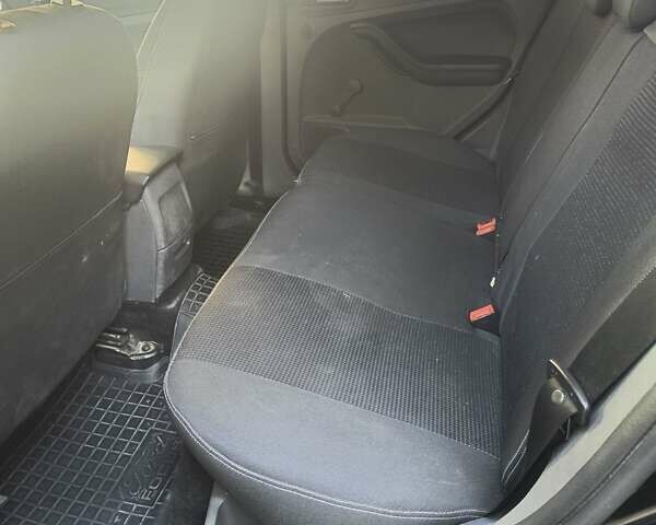 Чорний Форд Фокус, об'ємом двигуна 2.01 л та пробігом 209 тис. км за 4600 $, фото 1 на Automoto.ua