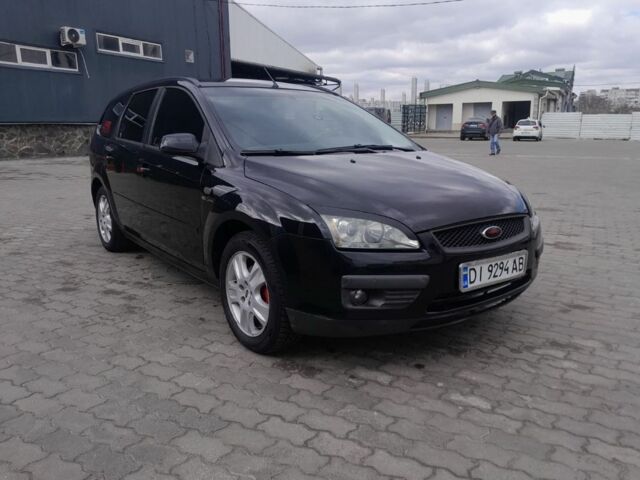 Черный Форд Фокус, объемом двигателя 1.6 л и пробегом 80 тыс. км за 5500 $, фото 1 на Automoto.ua