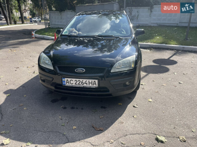 Чорний Форд Фокус, об'ємом двигуна 2 л та пробігом 251 тис. км за 3600 $, фото 1 на Automoto.ua