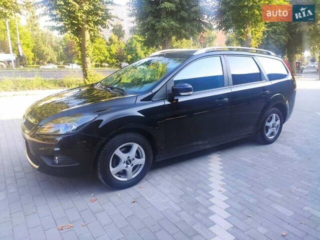 Черный Форд Фокус, объемом двигателя 1.8 л и пробегом 243 тыс. км за 5100 $, фото 1 на Automoto.ua