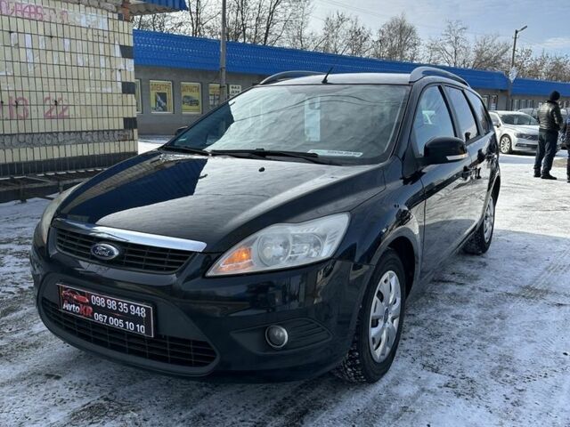 Черный Форд Фокус, объемом двигателя 1.6 л и пробегом 218 тыс. км за 6000 $, фото 1 на Automoto.ua