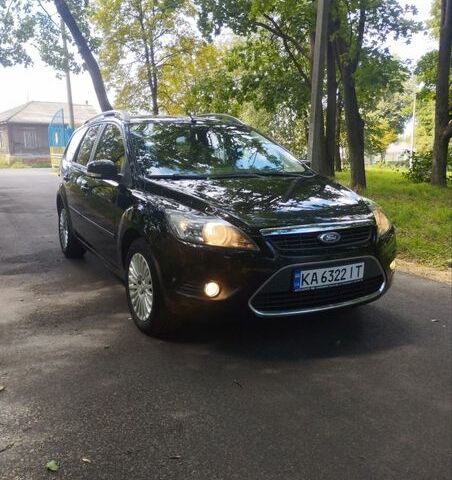 Черный Форд Фокус, объемом двигателя 1.6 л и пробегом 257 тыс. км за 5700 $, фото 1 на Automoto.ua