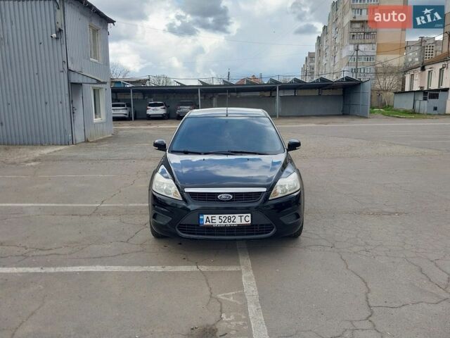 Чорний Форд Фокус, об'ємом двигуна 1.6 л та пробігом 160 тис. км за 5200 $, фото 1 на Automoto.ua