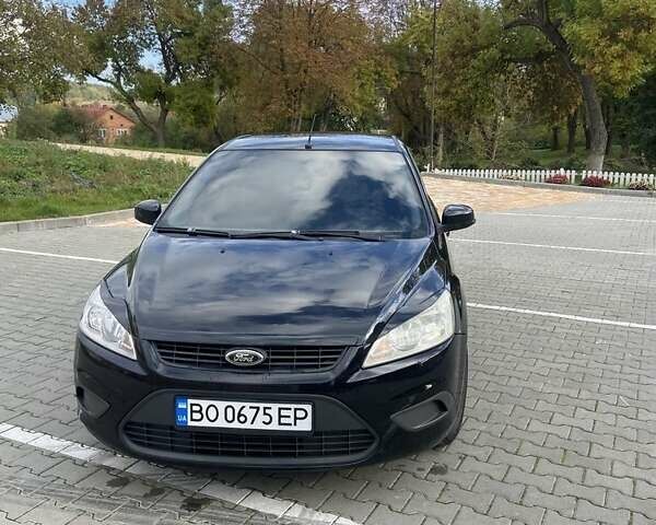 Форд Фокус 2008 в Бережанах на Automoto.ua Черный Форд Фокус, объемом двигателя 1.6 л и пробегом 260 тыс. км за 5500 $, фото 1 на Automoto.ua