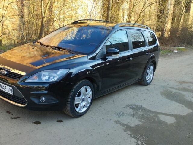 Черный Форд Фокус, объемом двигателя 0 л и пробегом 222 тыс. км за 5550 $, фото 1 на Automoto.ua