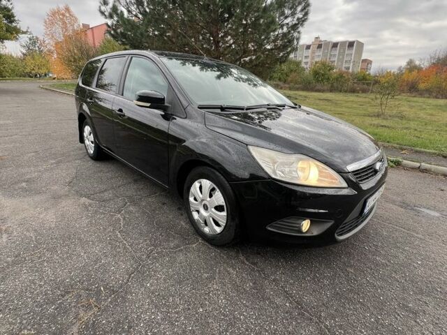 Черный Форд Фокус, объемом двигателя 1.6 л и пробегом 278 тыс. км за 4600 $, фото 1 на Automoto.ua