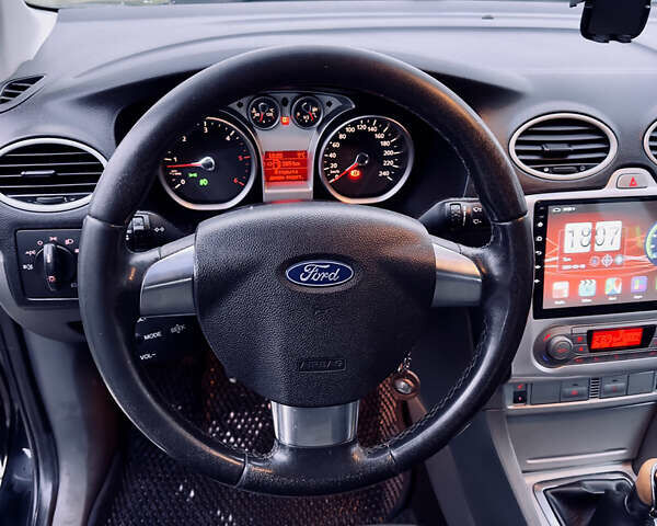 Чорний Форд Фокус, об'ємом двигуна 1.6 л та пробігом 270 тис. км за 6800 $, фото 1 на Automoto.ua