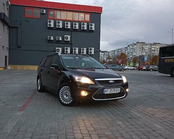 Черный Форд Фокус, объемом двигателя 1.6 л и пробегом 209 тыс. км за 6199 $, фото 1 на Automoto.ua
