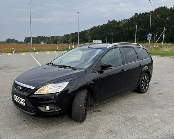 Черный Форд Фокус, объемом двигателя 1.8 л и пробегом 186 тыс. км за 5500 $, фото 1 на Automoto.ua