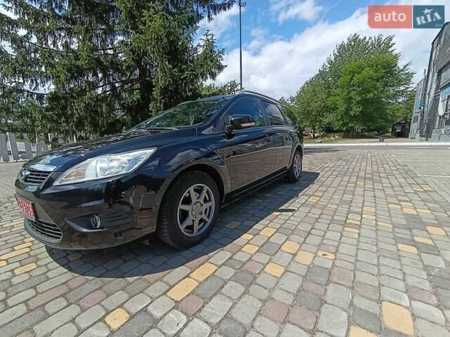 Черный Форд Фокус, объемом двигателя 1.6 л и пробегом 240 тыс. км за 5600 $, фото 1 на Automoto.ua