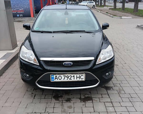 Форд Фокус 2009 у Ужгороді на Automoto.ua Чорний Форд Фокус, об'ємом двигуна 1.6 л та пробігом 210 тис. км за 5800 $, фото 1 на Automoto.ua