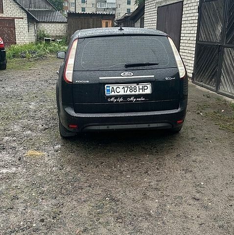 Чорний Форд Фокус, об'ємом двигуна 1.6 л та пробігом 320 тис. км за 5300 $, фото 1 на Automoto.ua