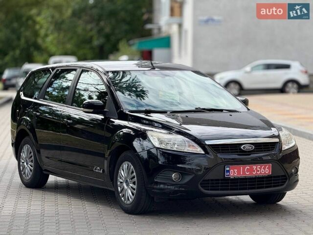 Черный Форд Фокус, объемом двигателя 1.6 л и пробегом 212 тыс. км за 4999 $, фото 1 на Automoto.ua