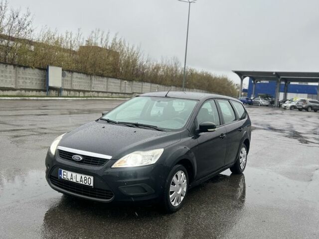 Черный Форд Фокус, объемом двигателя 1.6 л и пробегом 280 тыс. км за 2500 $, фото 1 на Automoto.ua