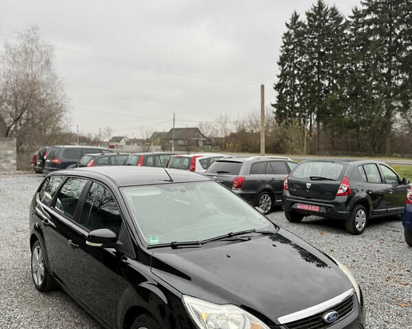 Черный Форд Фокус, объемом двигателя 1.6 л и пробегом 195 тыс. км за 5700 $, фото 1 на Automoto.ua