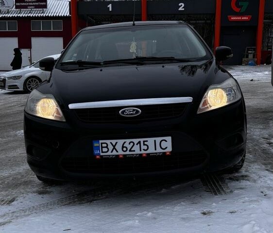 Чорний Форд Фокус, об'ємом двигуна 1.6 л та пробігом 351 тис. км за 6117 $, фото 1 на Automoto.ua