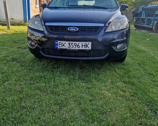 Чорний Форд Фокус, об'ємом двигуна 1.56 л та пробігом 320 тис. км за 4850 $, фото 1 на Automoto.ua