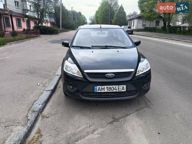 Черный Форд Фокус, объемом двигателя 1.8 л и пробегом 176 тыс. км за 4250 $, фото 1 на Automoto.ua