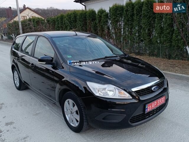 Черный Форд Фокус, объемом двигателя 1.6 л и пробегом 252 тыс. км за 5599 $, фото 1 на Automoto.ua