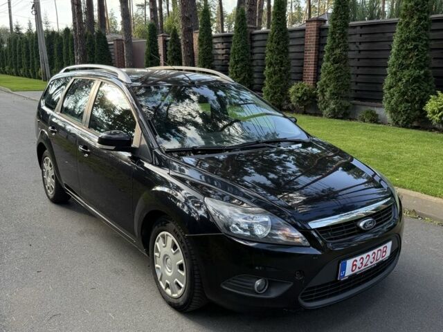 Чорний Форд Фокус, об'ємом двигуна 1.6 л та пробігом 212 тис. км за 2700 $, фото 1 на Automoto.ua