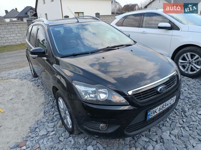 Чорний Форд Фокус, об'ємом двигуна 2 л та пробігом 310 тис. км за 4000 $, фото 1 на Automoto.ua