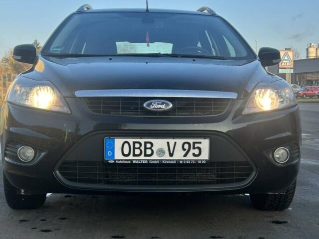Черный Форд Фокус, объемом двигателя 1.6 л и пробегом 260 тыс. км за 1800 $, фото 1 на Automoto.ua