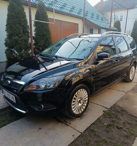 Черный Форд Фокус, объемом двигателя 1.6 л и пробегом 231 тыс. км за 5930 $, фото 1 на Automoto.ua