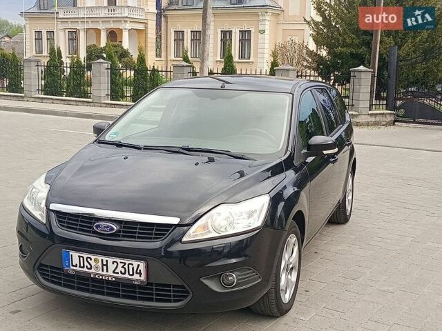 Черный Форд Фокус, объемом двигателя 1.6 л и пробегом 203 тыс. км за 6600 $, фото 1 на Automoto.ua