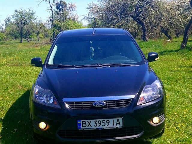 Черный Форд Фокус, объемом двигателя 1.6 л и пробегом 22100 тыс. км за 6000 $, фото 1 на Automoto.ua