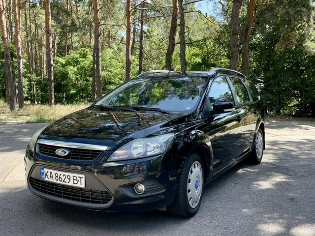 Черный Форд Фокус, объемом двигателя 1.6 л и пробегом 249 тыс. км за 5400 $, фото 1 на Automoto.ua