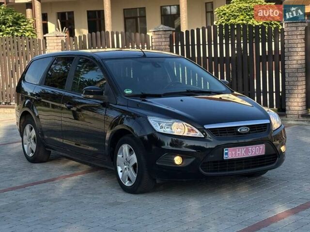 Черный Форд Фокус, объемом двигателя 1.6 л и пробегом 205 тыс. км за 6200 $, фото 1 на Automoto.ua