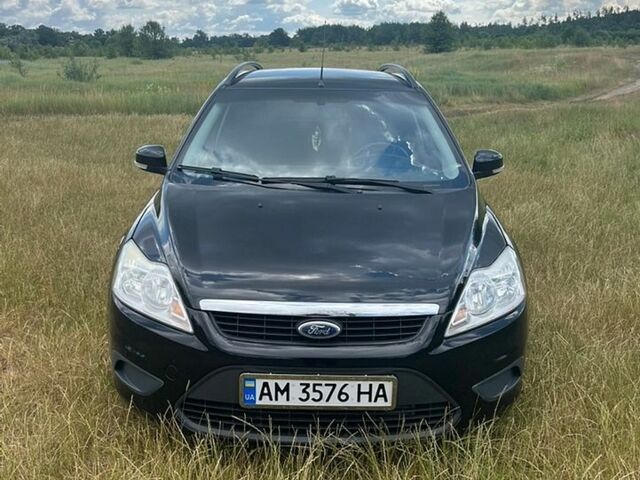 Черный Форд Фокус, объемом двигателя 1.6 л и пробегом 229 тыс. км за 5850 $, фото 1 на Automoto.ua
